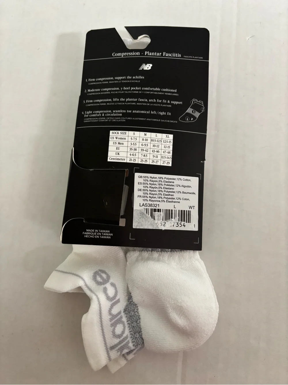 New Balance Men's CompressNew Balance Men's Compression No Show Athletic Socks L